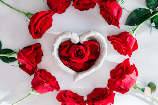 11 Feng Shui Tips To Attract Love ❤️ 💕 💗 - The Mystical Moon Online Store
