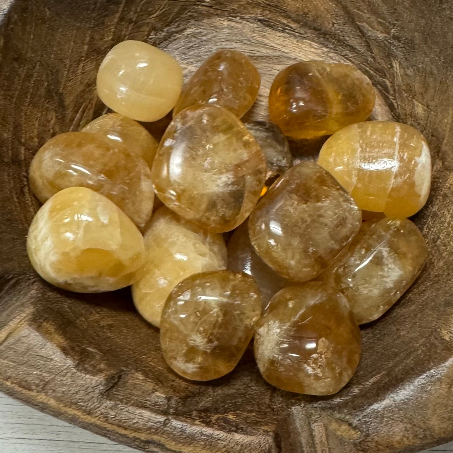 Honey calcite