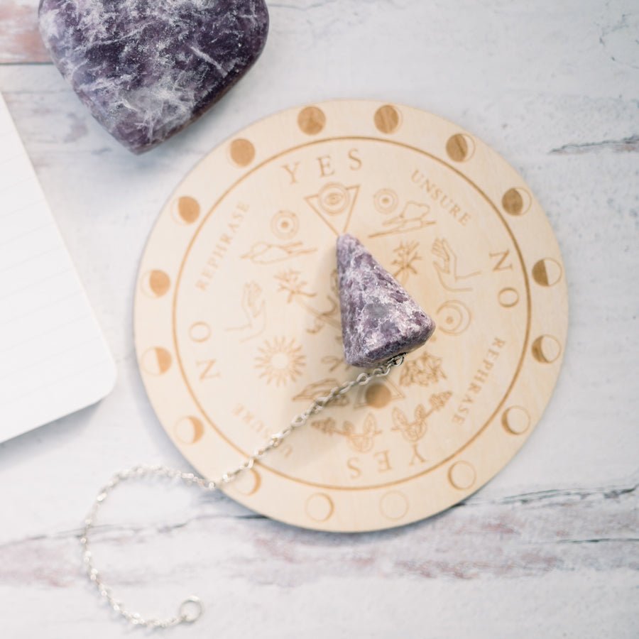Crystal Pendulums for Divination – The Mystical Moon