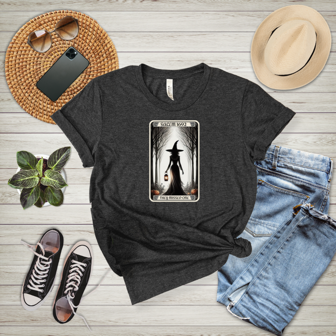 Asphalt heather tee witchy 