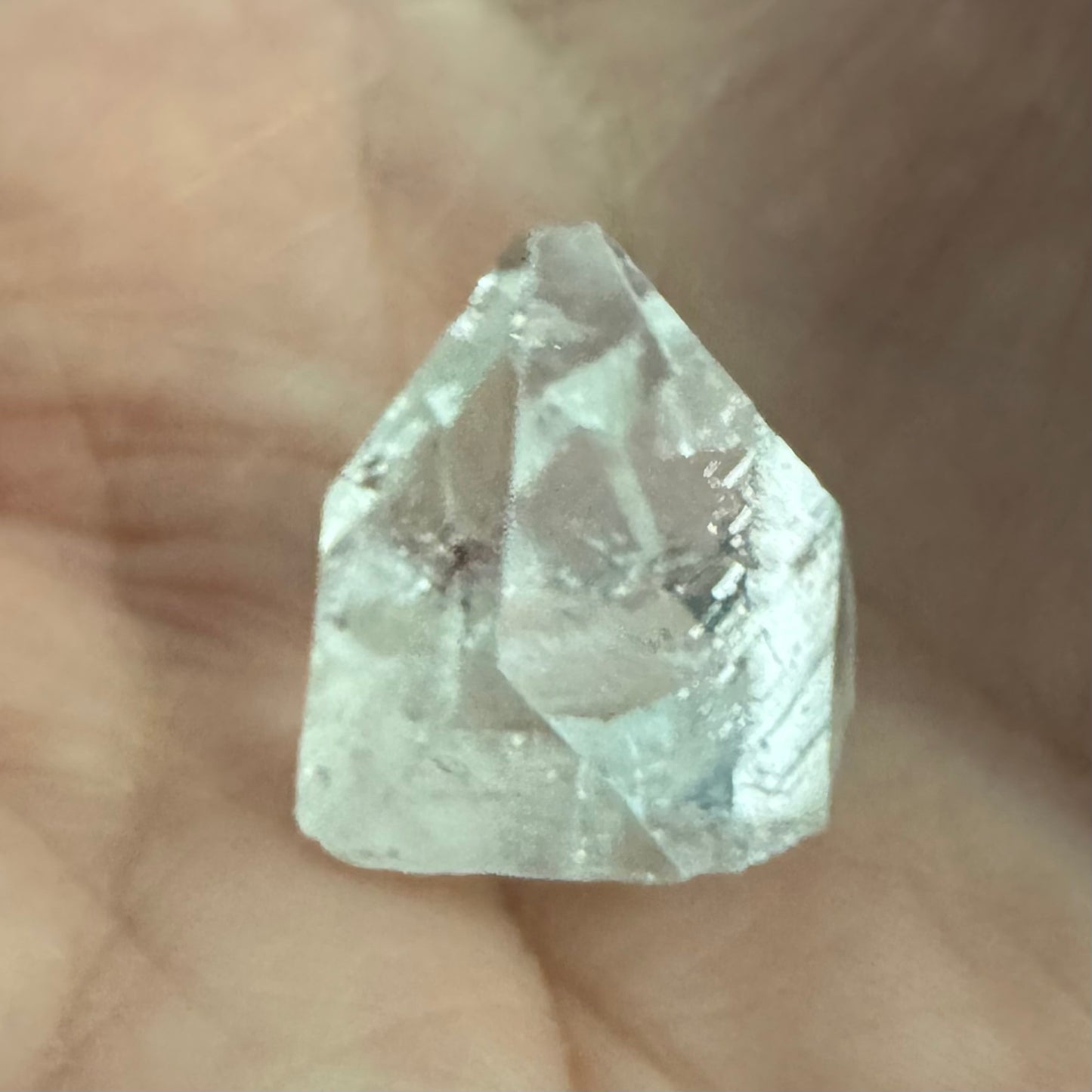 pyramid shape pointed apophyllite