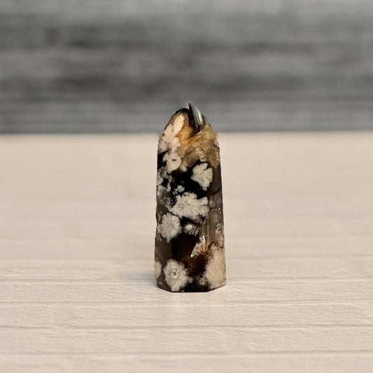 Black flower agate