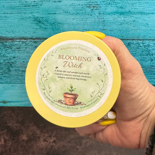 Blooming Witch Candle with Moonstone and Seeds - The Mystical Moon Online Store