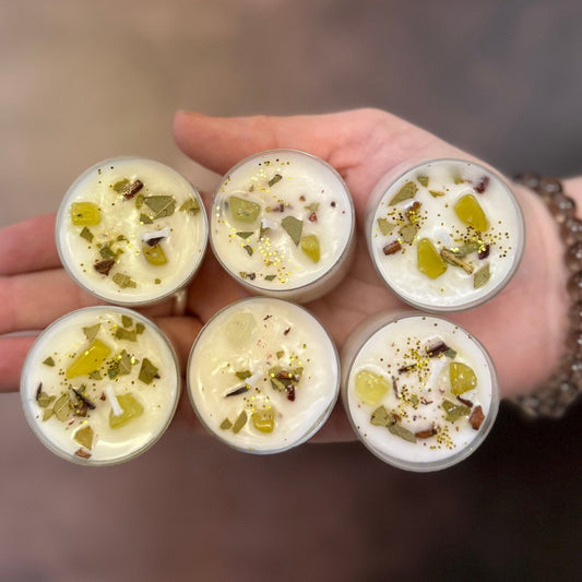Money Spell Tea Lights with Cinnamon, Jade Crystals, and Bay Leaves – Tonka & Oud Fragrance - The Mystical Moon Online Store