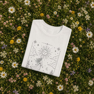 The Dreamer Tarot T-Shirt - The Mystical Moon