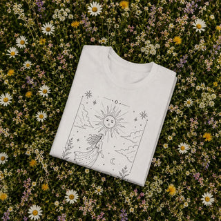 The Dreamer Tarot T-Shirt - The Mystical Moon