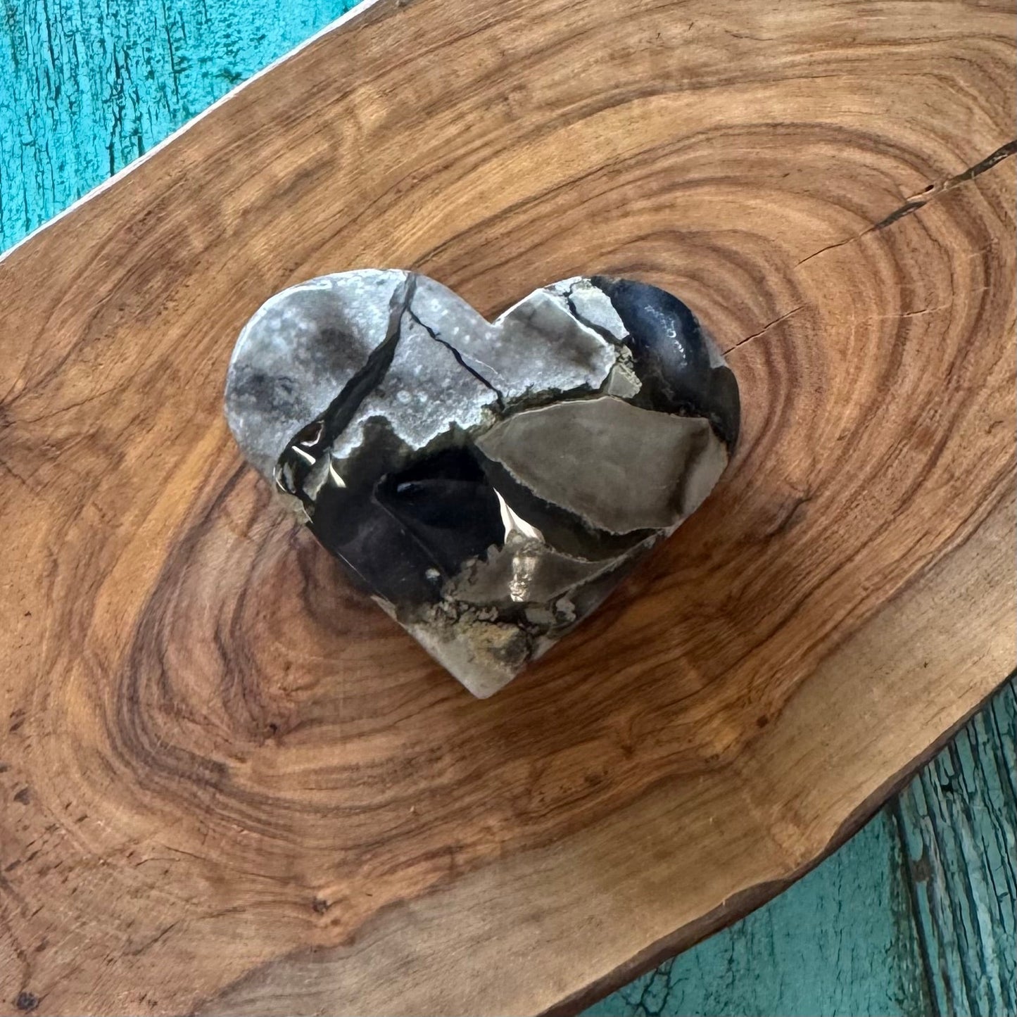 Volcano Agate Heart - The Mystical Moon Online Store