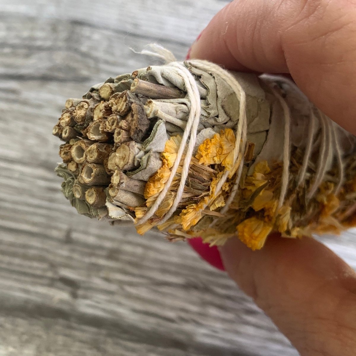 White Sage and Yellow Sea Lavender Smudge Stick - The Mystical Moon Online Store
